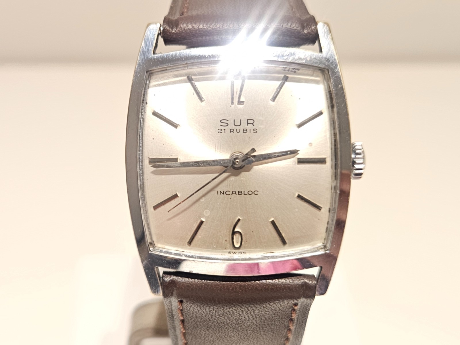 VINTAGE RARE CHROMED ELEGANT 29mm MECHANICAL MEN’S SWISS WATCH “SUR” 21J
