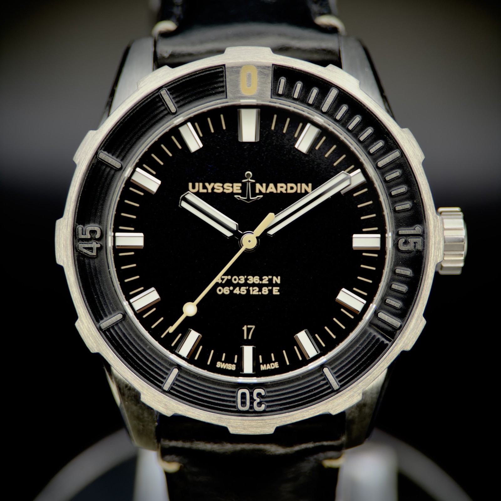 Ulysse Nardin Diver 42mm 8163-175/92 W/ B&P Leather Strap Black