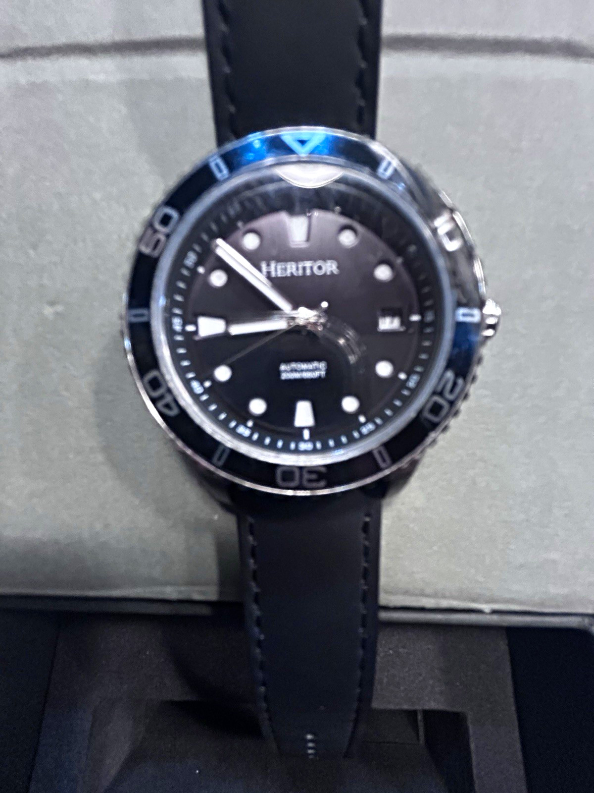 Heritor Men’s Automatic Diver Watch Black Dial Leather Strap Date w/ Box