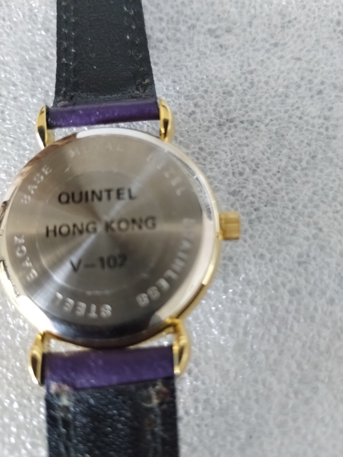 QUINTEL.ANTIMAGNETUC MANUAL WIND WATCH with Genuine Pigskin