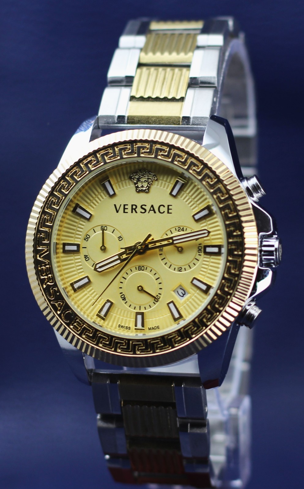 Refurbished Versace Chronograph In Golden Dial With Date Indicator Men’s Watch.