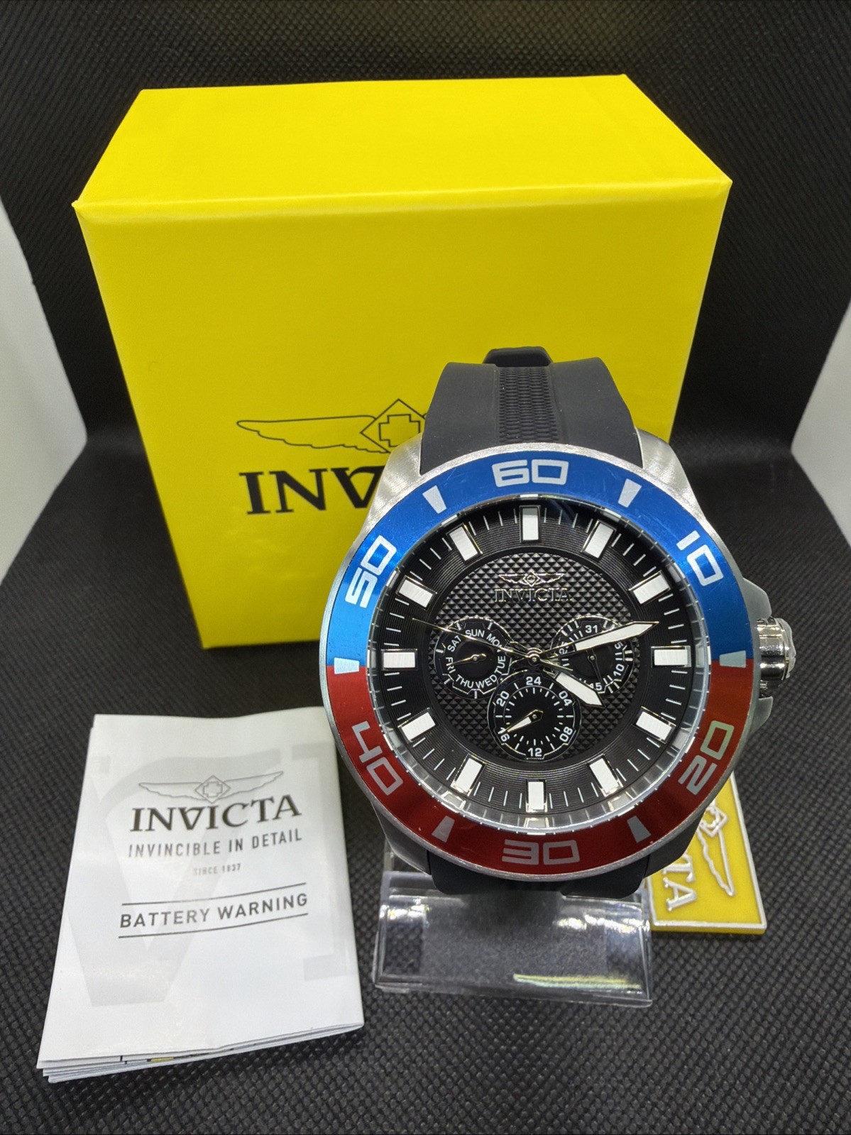 INVICTA PRO DIVER IMPACT BLACK DIAL SILVER RED & BLUE CASE 50mm NEW Stunning!