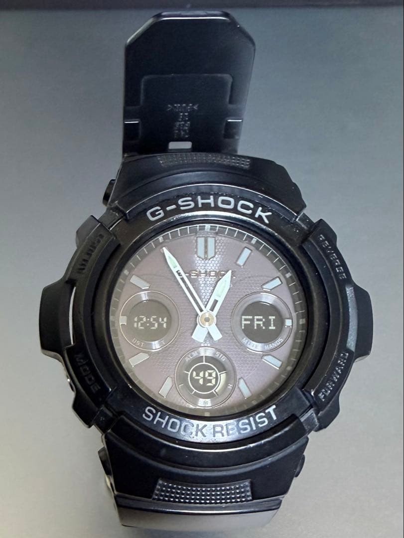 G-SHOCK AWG-M100B