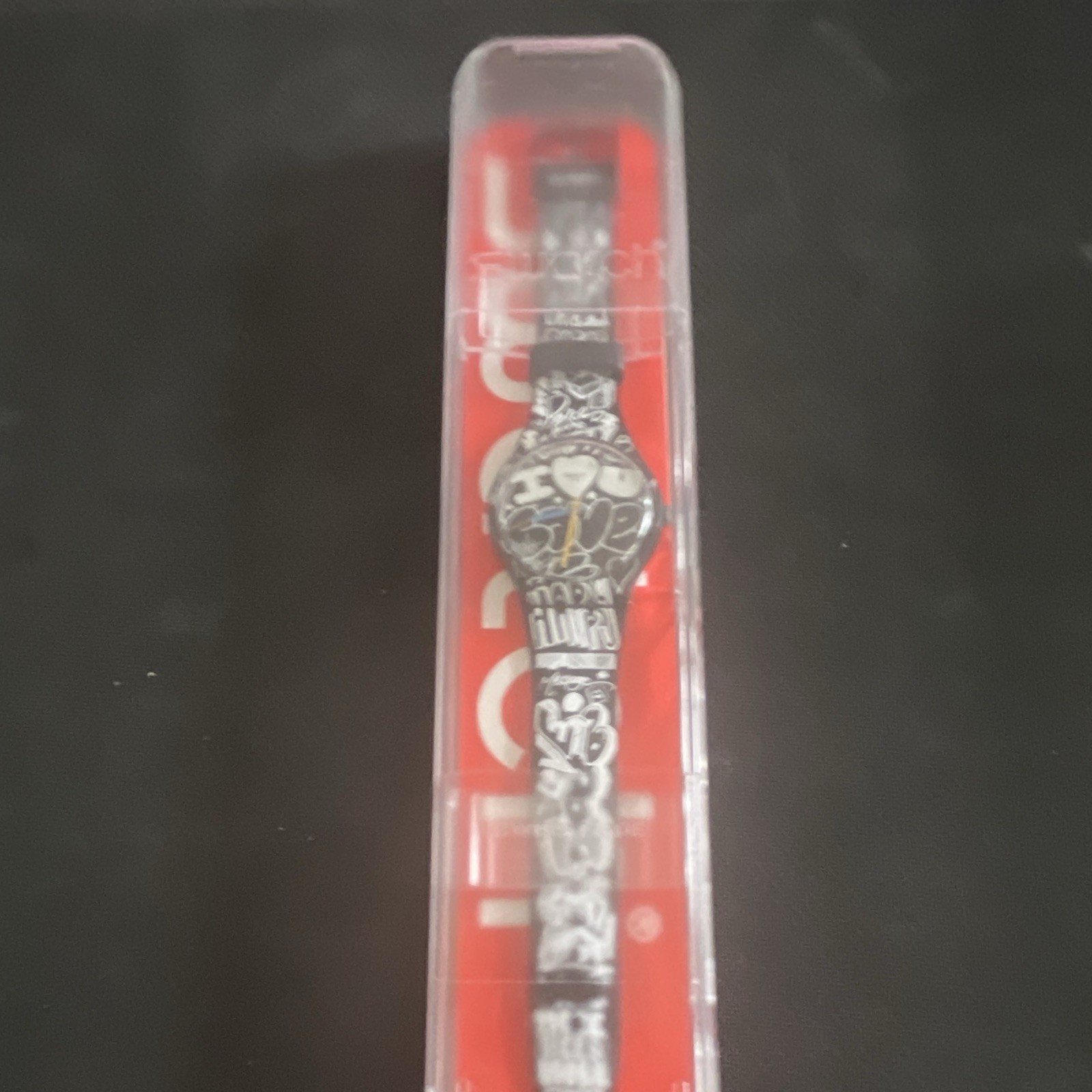 Swatch SUOB125 Love Wall Graffiti Black/White Quartz Analog 34mm