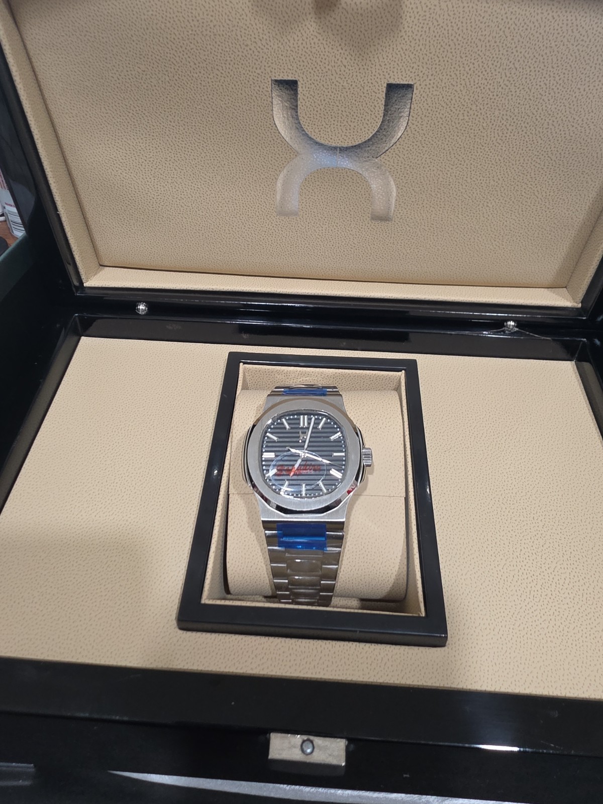 2K watch – Silverstone, Black Dial luxurious timepiece Has Been Authenticated