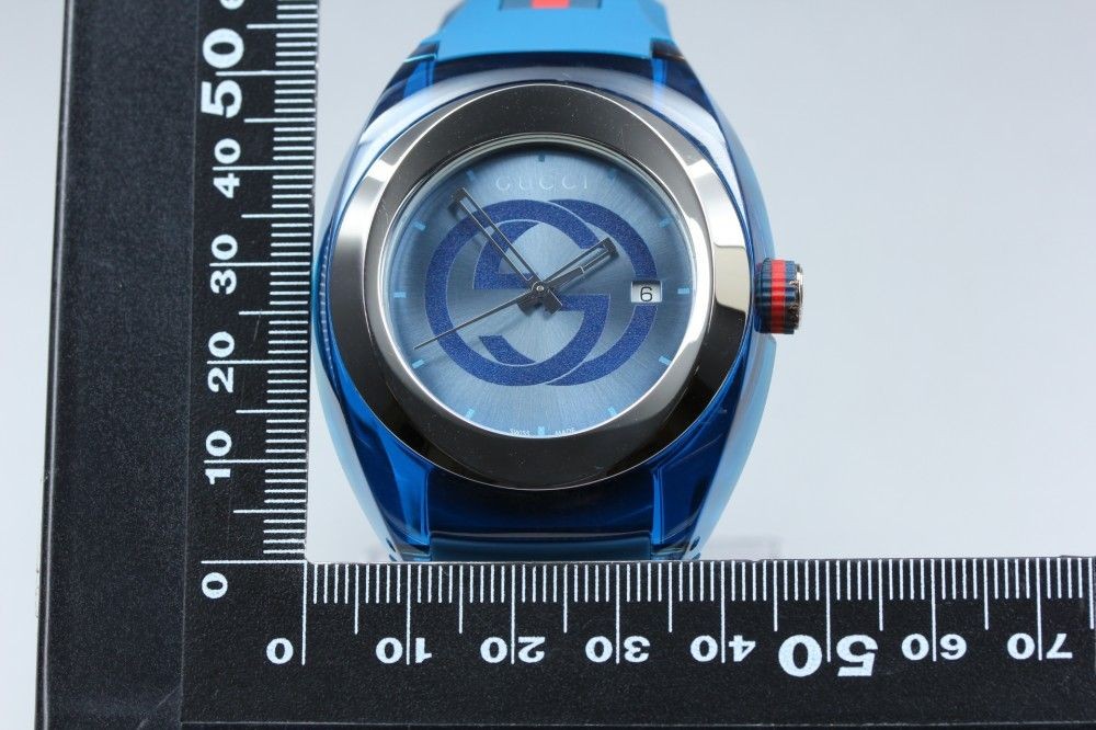 Functional GUCCI Sync YA137104A 137.1 blue date bracelet original box manual qua