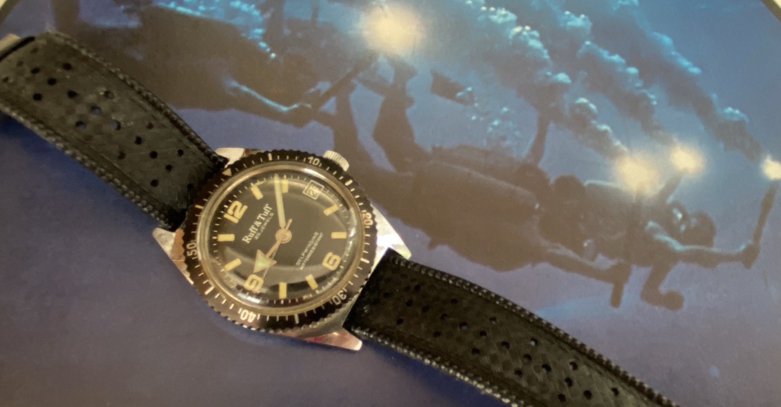 Vintage Ruff and Tuff 25 Jewel 6 ATM Diving Watch Self Winding