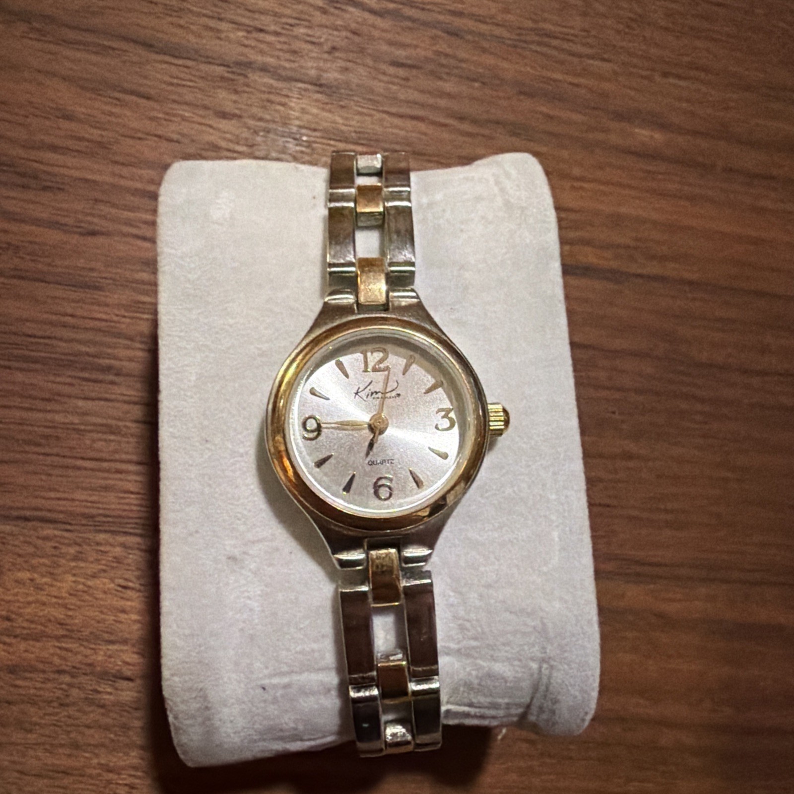 Kim Rogers Classy Silver Toned Bracelet Link Band Wristwatch needs new battery