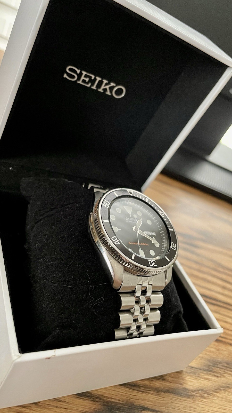 Seiko SXK007 Automatic Dive Watch Stainless Steel – Black Dial Jubilee Bracelet