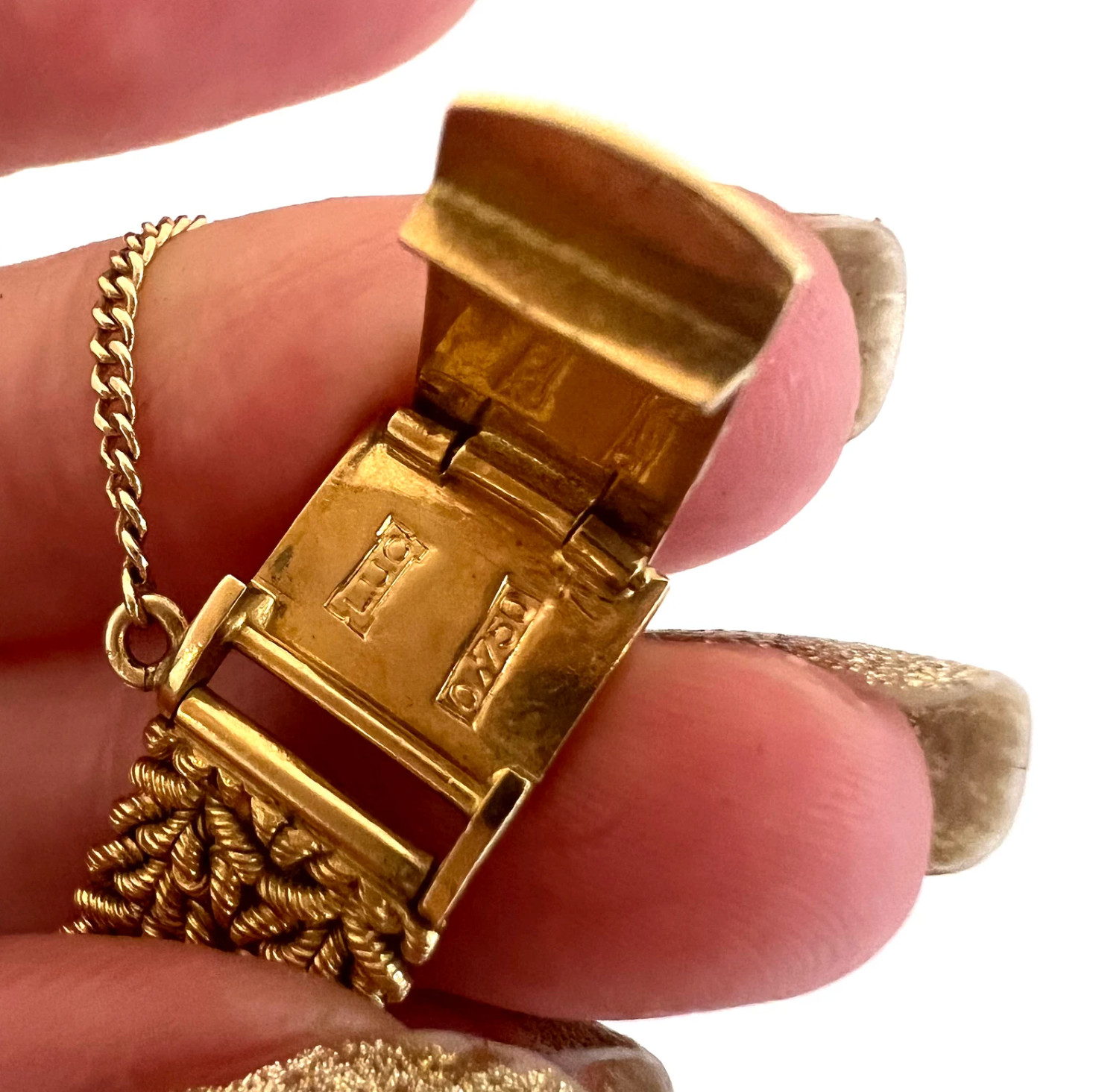 18k Chopard Opal Diamond Watch