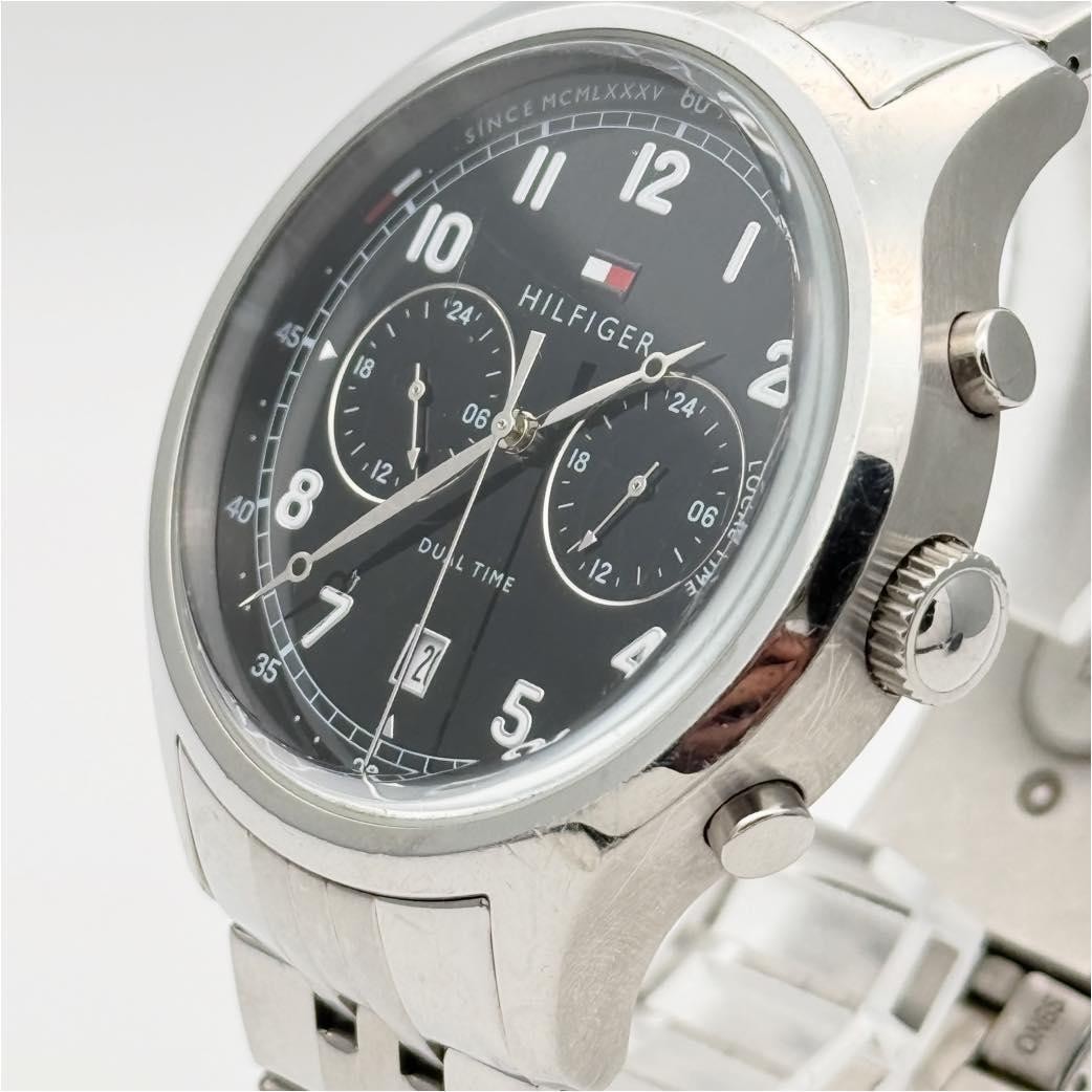 agnes b V6546100 Chronograph Black Dial Stainless Steel Men Japan Watch In hand