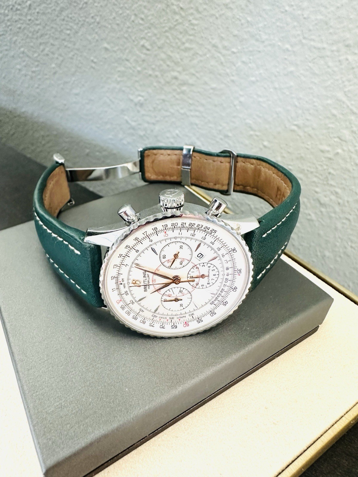 Men’s Breitling Navitimer Montbrillant 38mm Chronograph Watch Ref A41370
