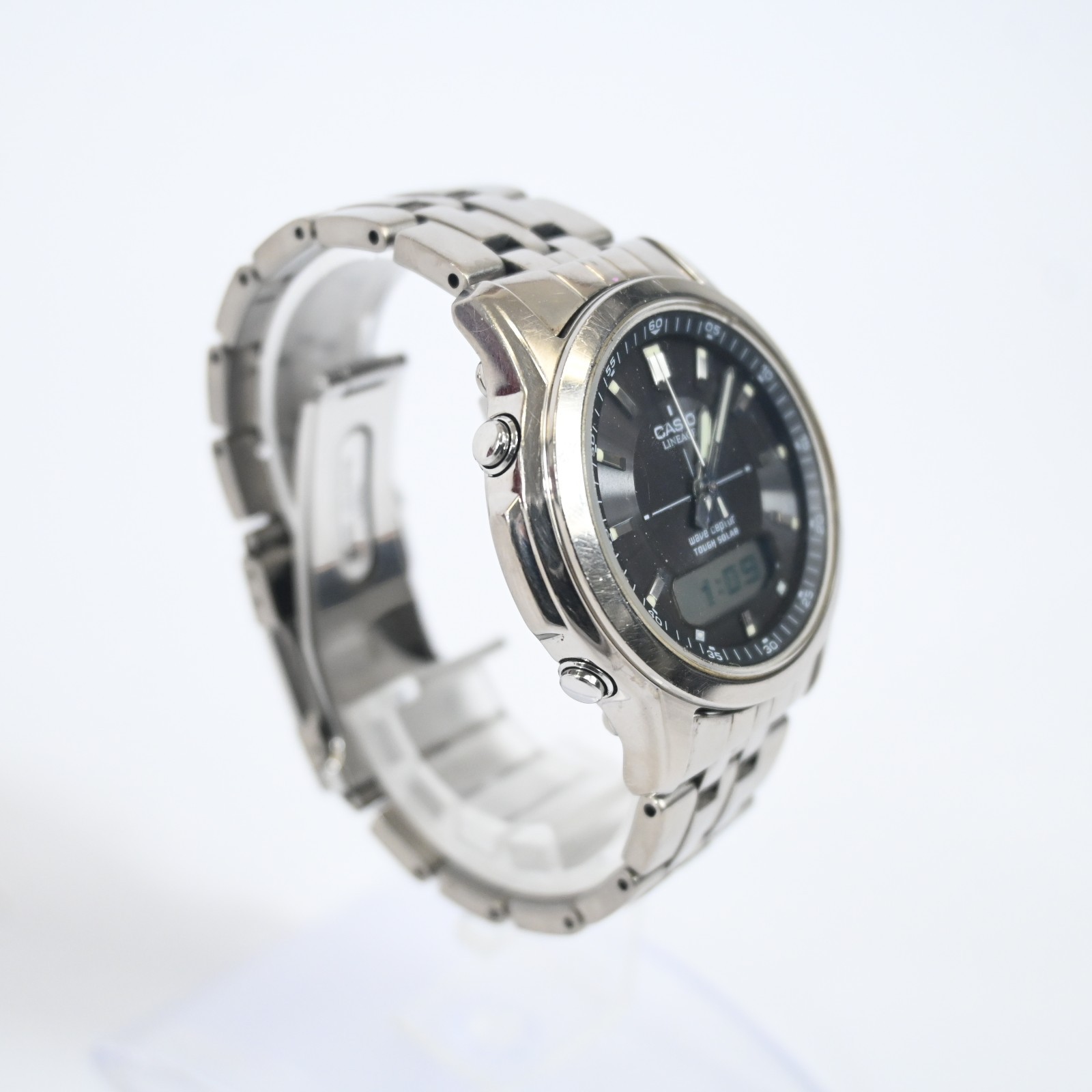 Casio Lineage LCW-100T-1AJF Wave Ceptor Tough Solar Titanium Watch
