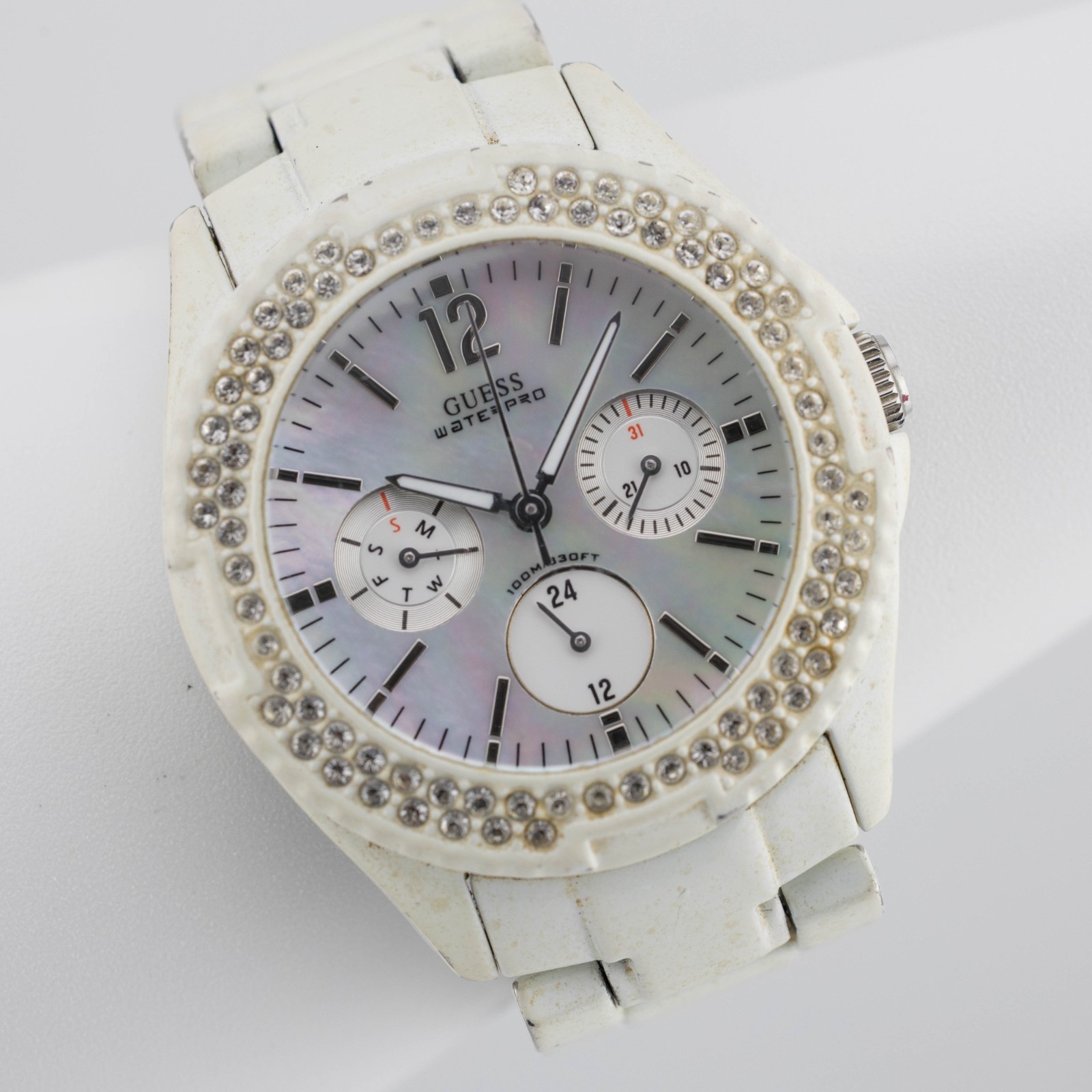 GUESS Waterpro G12543L White-Tone Quartz Analog Women’s Watch Sz. 6″ New Battery