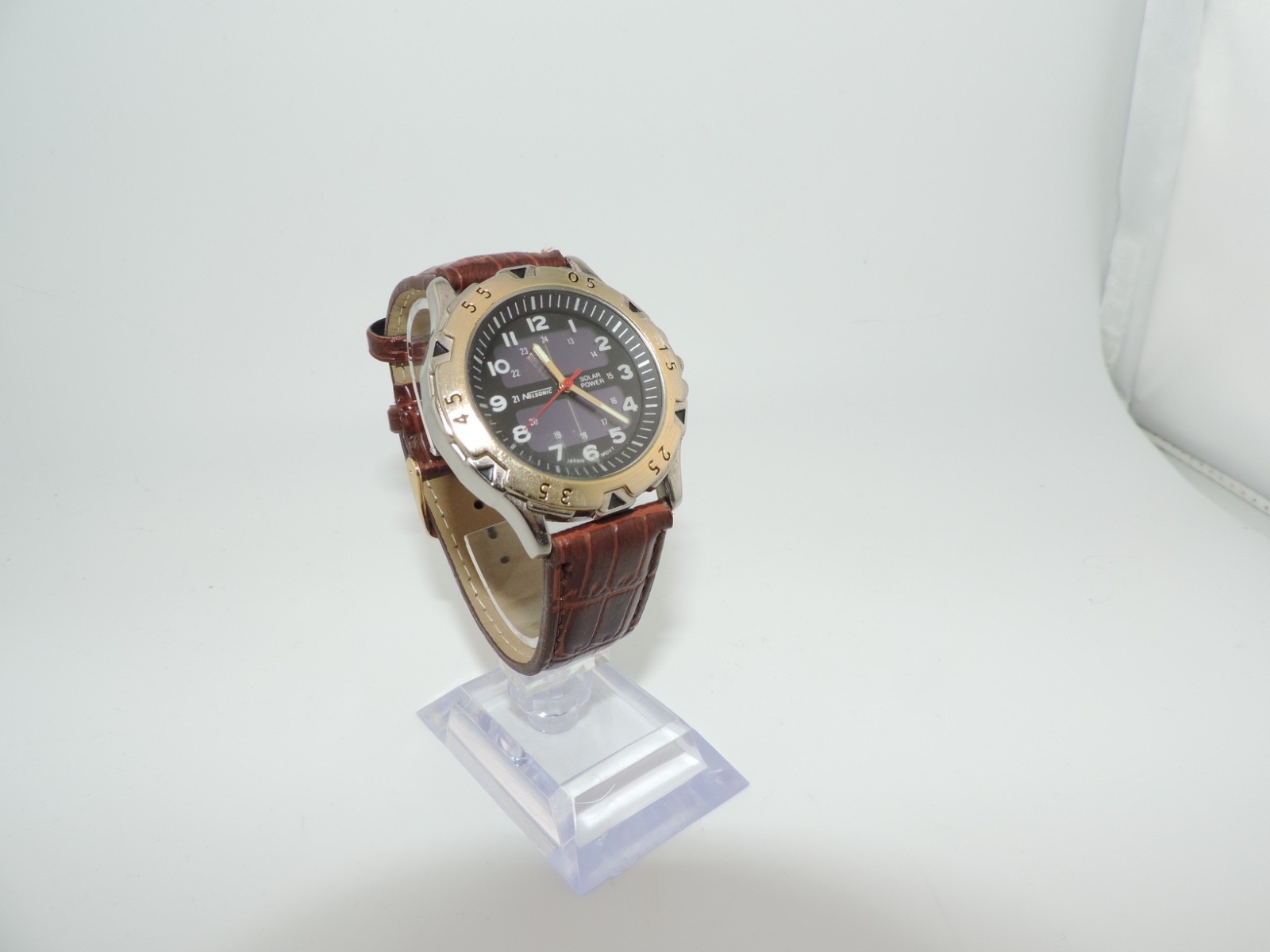 Vintage Nelsonic Solar Power Mens Sport Watch