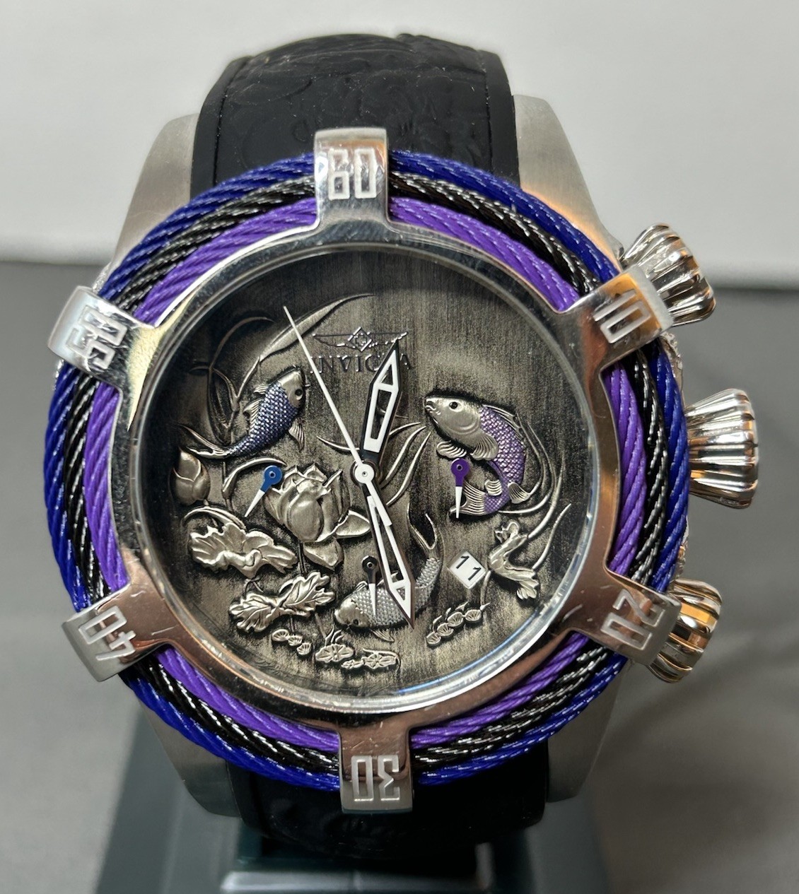 Invicta Bolt Zeus Koi Fish Chronograph Men’s Watch 28527 200M Steel Flame Fusion