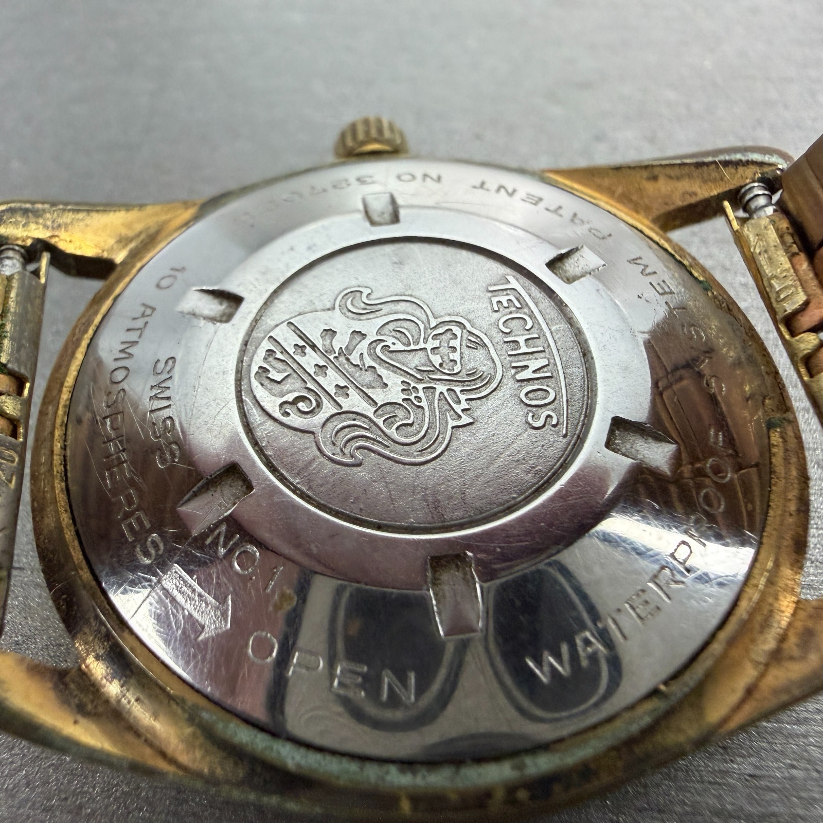 Technos Star Chief Automatic Watch Men 36mm Champagne Dial Gold Tone Date Runs