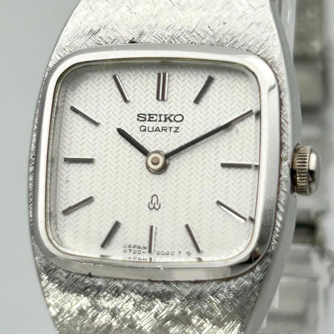 SEIKO 4720-3001 Vintage Womens Quartz Watch Silver Dial Mesh Bracelet