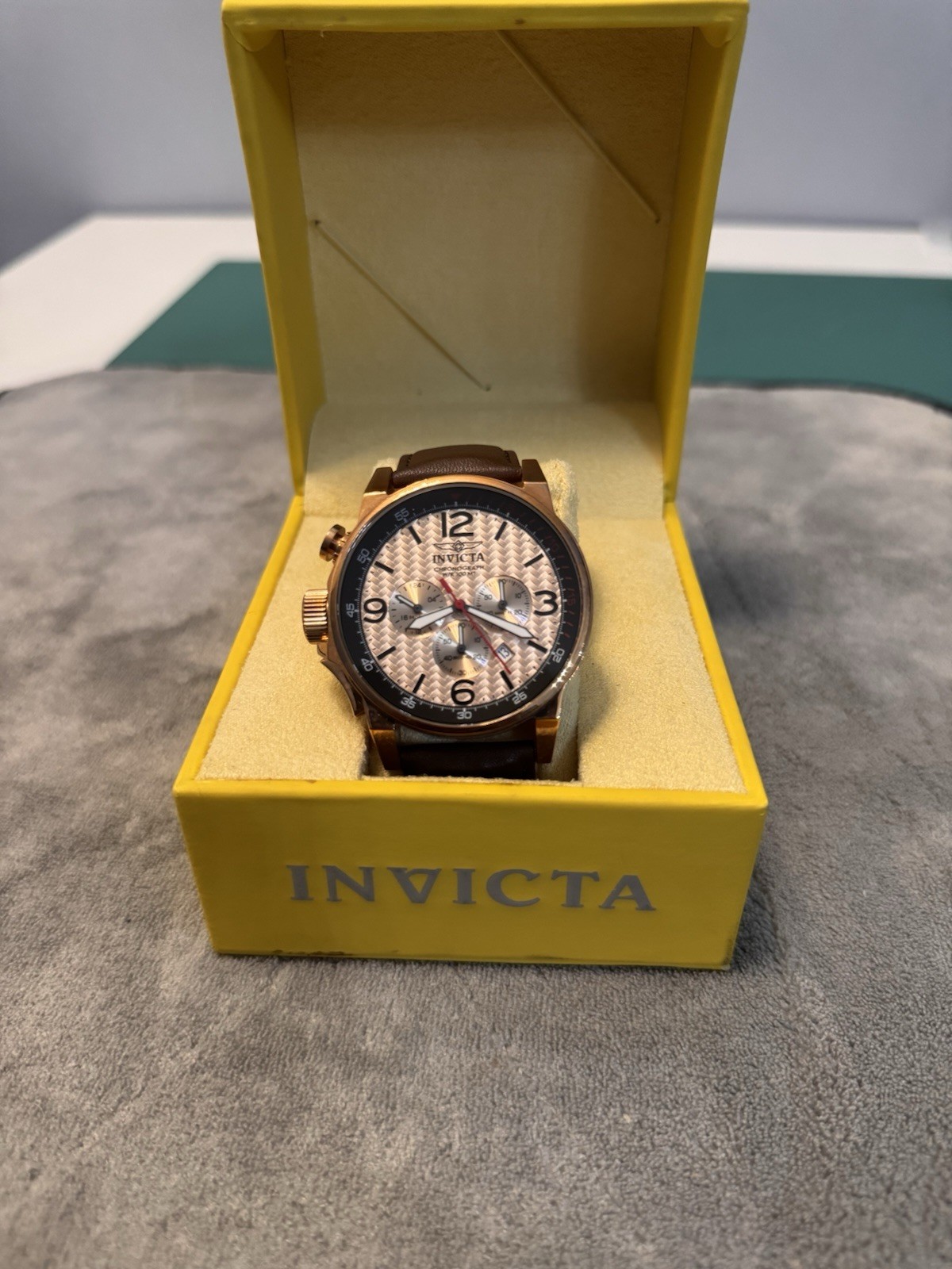 Invicta Force Men’s Quartz Chronograph 40-43.9mm 100m Leather Strap w/ Box
