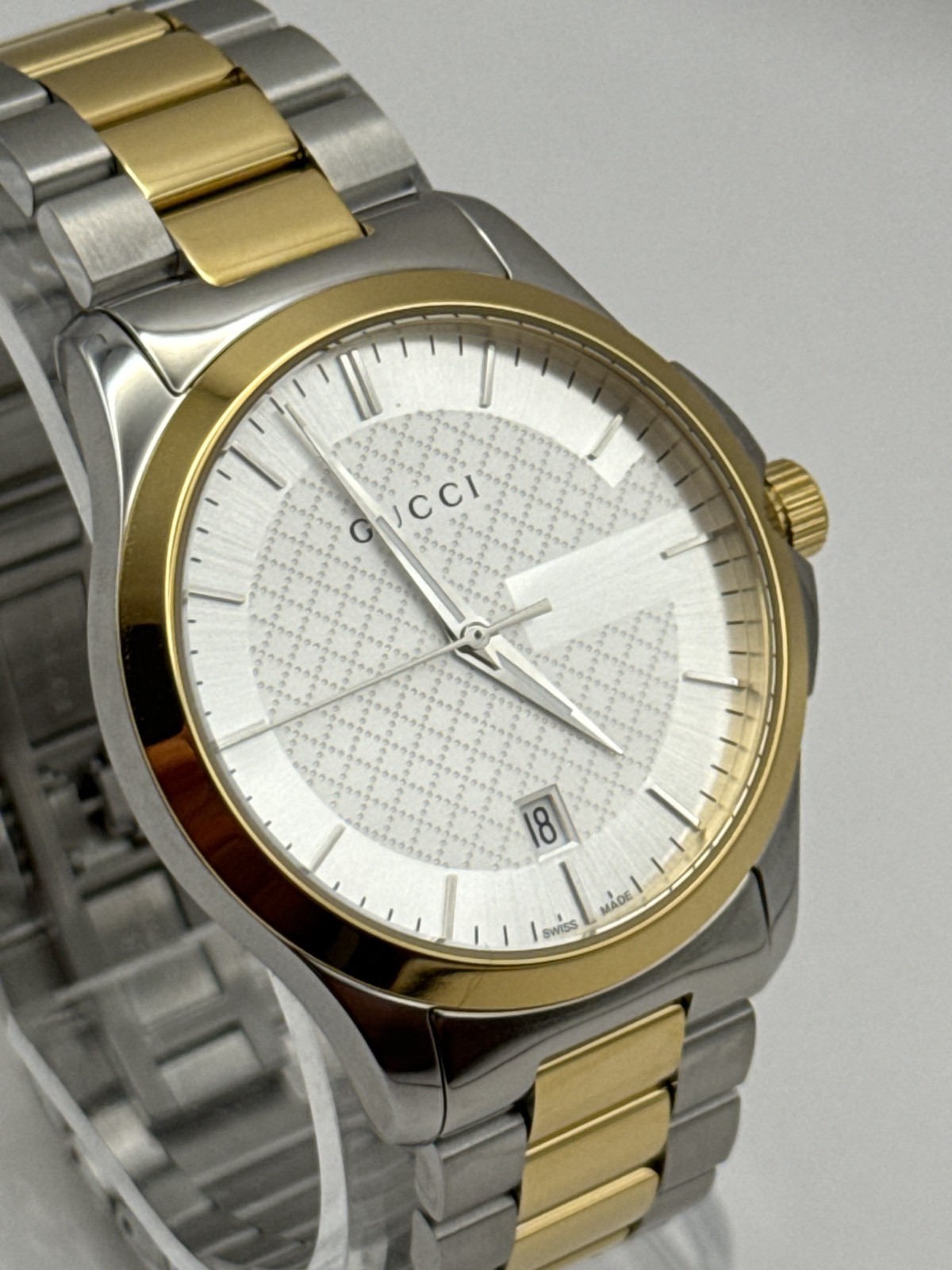 Gucci G-Timeless Silver Dial Unisex Watch 38 mm. YA126450
