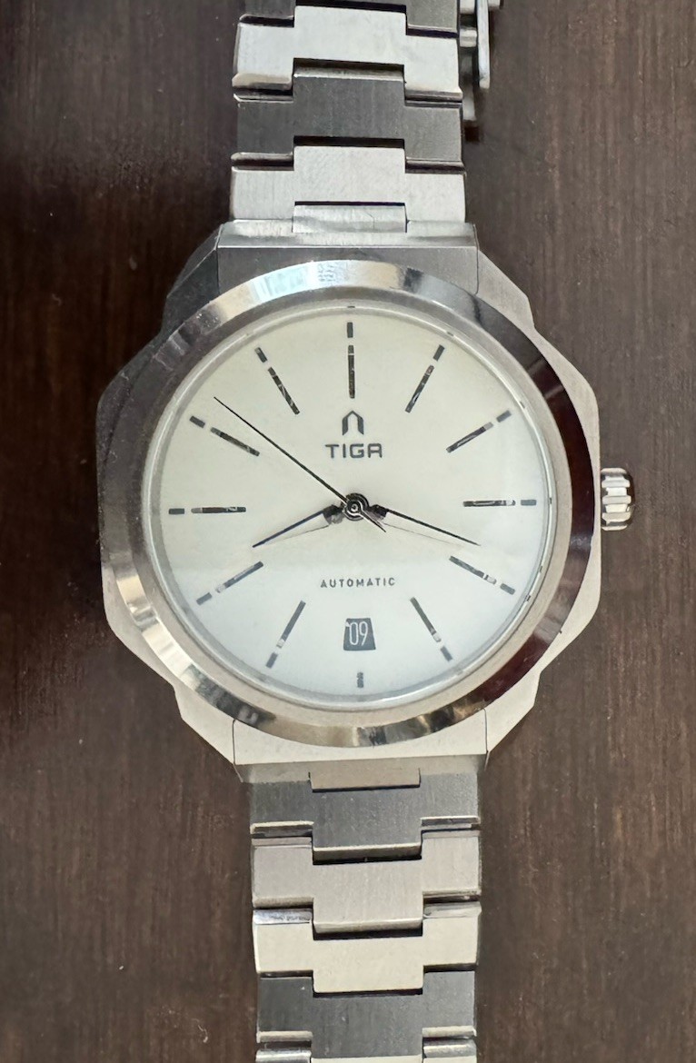 Sigma S02 Date Calendar – Luna White/Full Lume (Special Edition) Sold Out