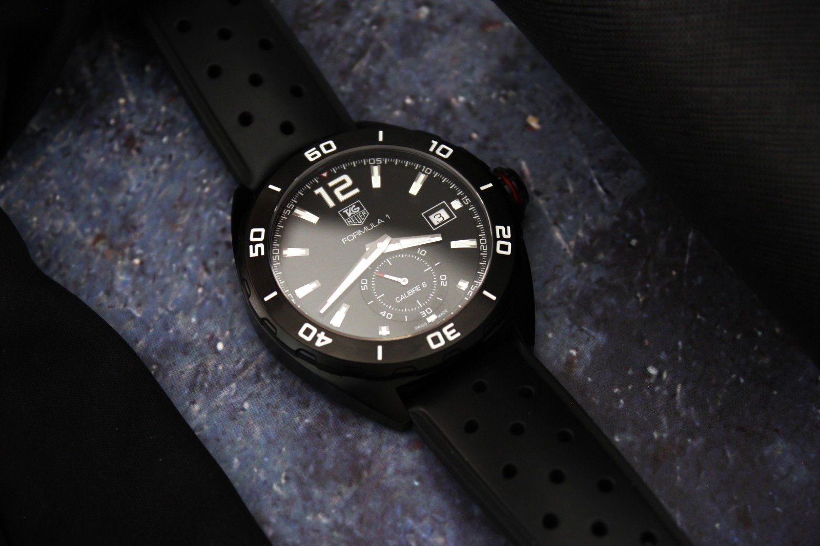 Tag Heuer Formula 1 Calibre 6 Automatic Black DLC Steel WAZ2112 6-Month Warranty