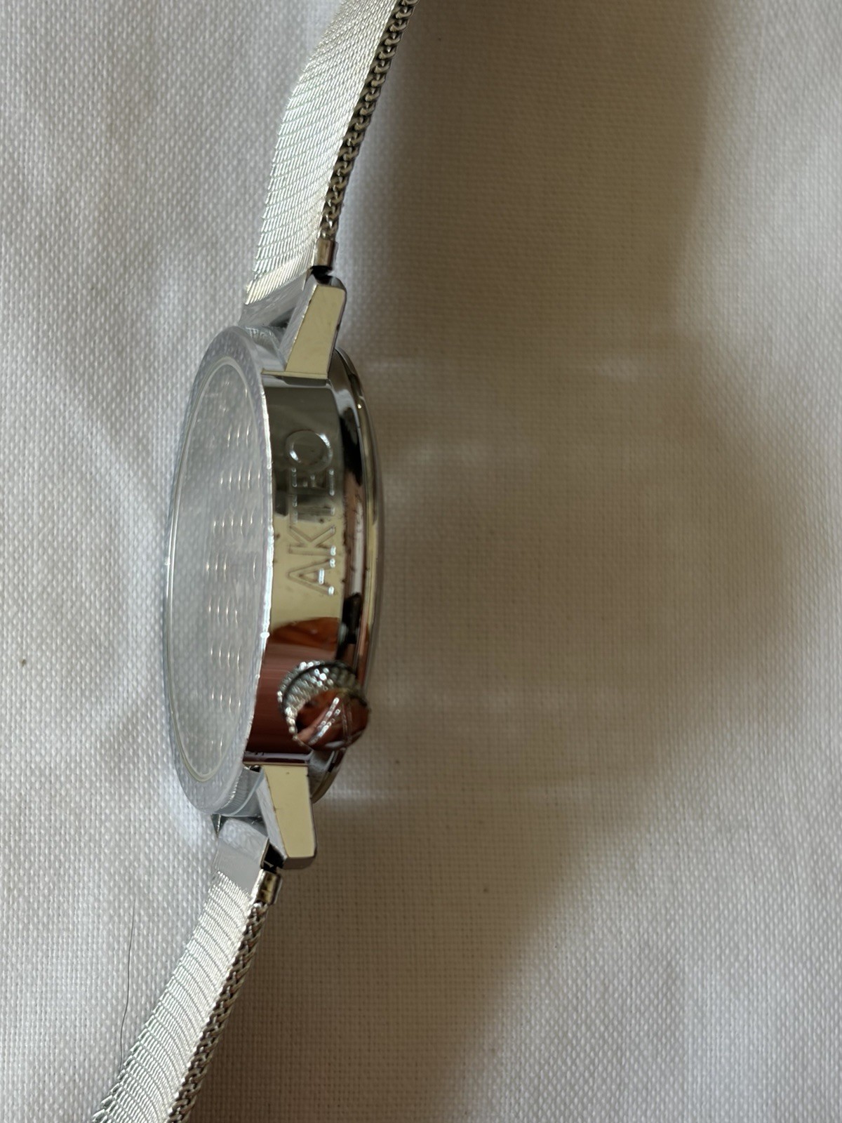 Akteo J.C. Mareschal Design Quartz Watch France Mesh Band Runs