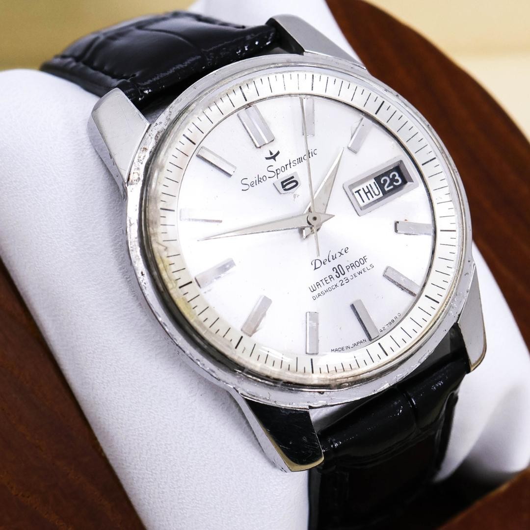 Seiko 5 Sportsmatic Deluxe 7619-7060 Automatic Wristwatch 37mm Silver Black