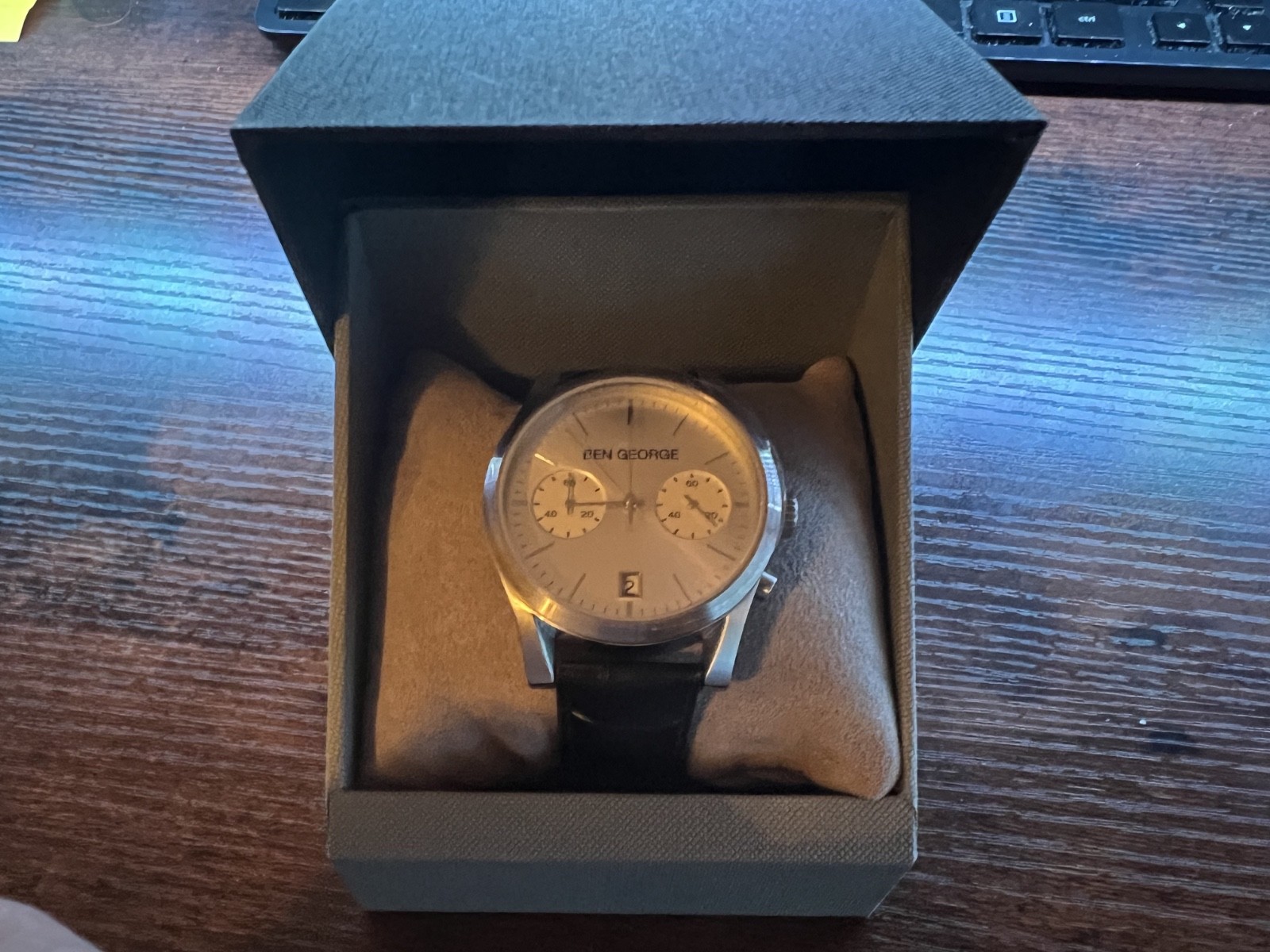 Ben George / Executive Chronograph Quartz Watch / 41mm