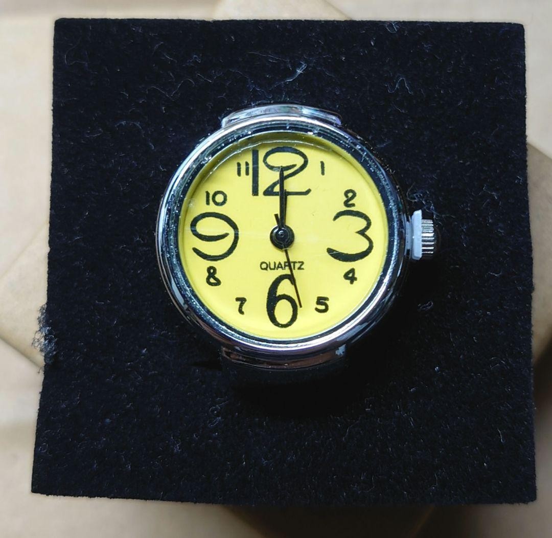 Yellow Dial Ring Watch Quartz Analog Gold Tone Adjustable Finger Watch Working