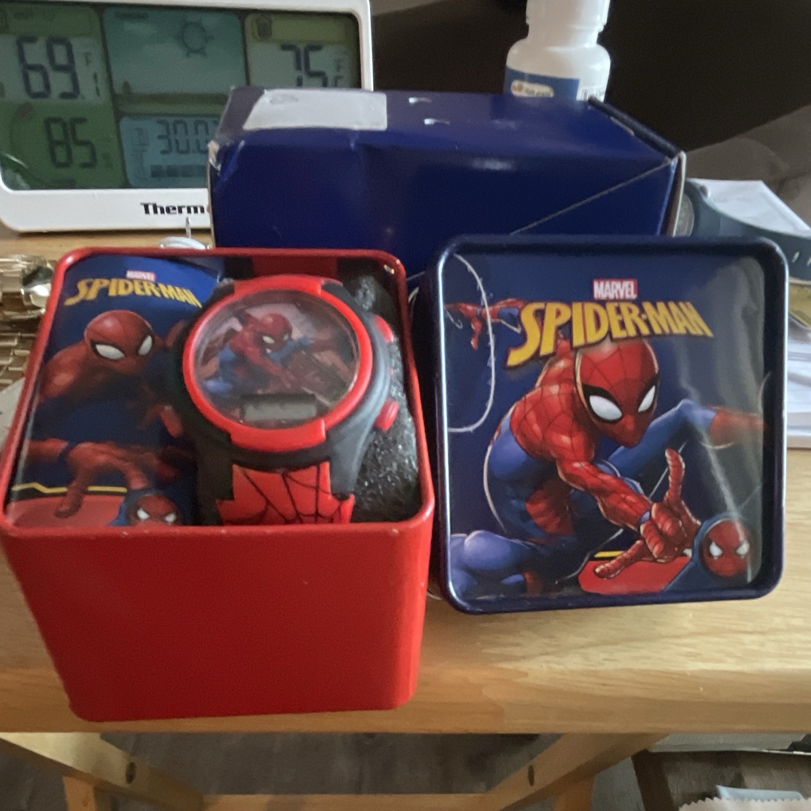 Marvel Spider-Man Kids Quartz Digital LCD Watch 40mm Red/Black Plastic w/ Tin