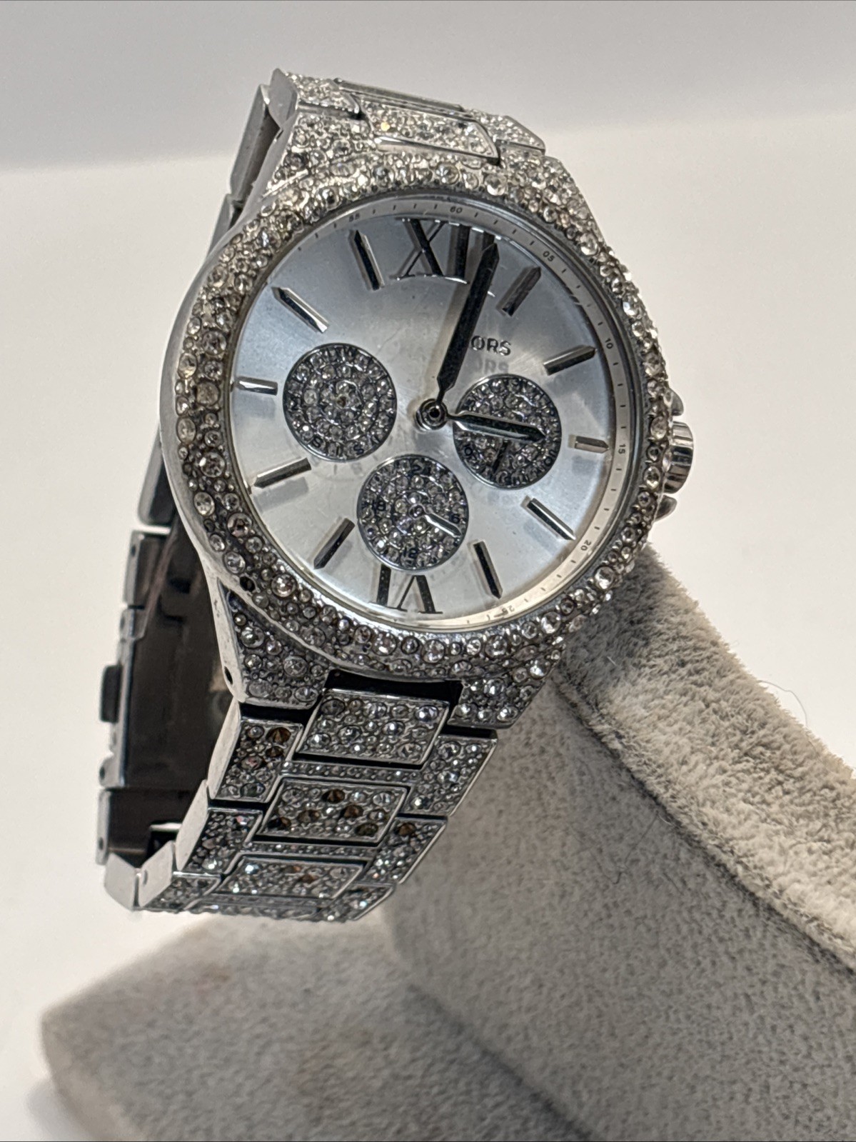 Michael Kors Oversized Camille Pavé Women’s Watch (MK6957) Parts Or Repair.