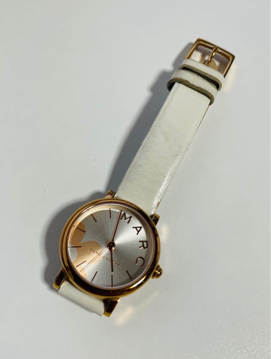 New Battery Excellent Condition Marc Jacobs Classic Cute Flower Design