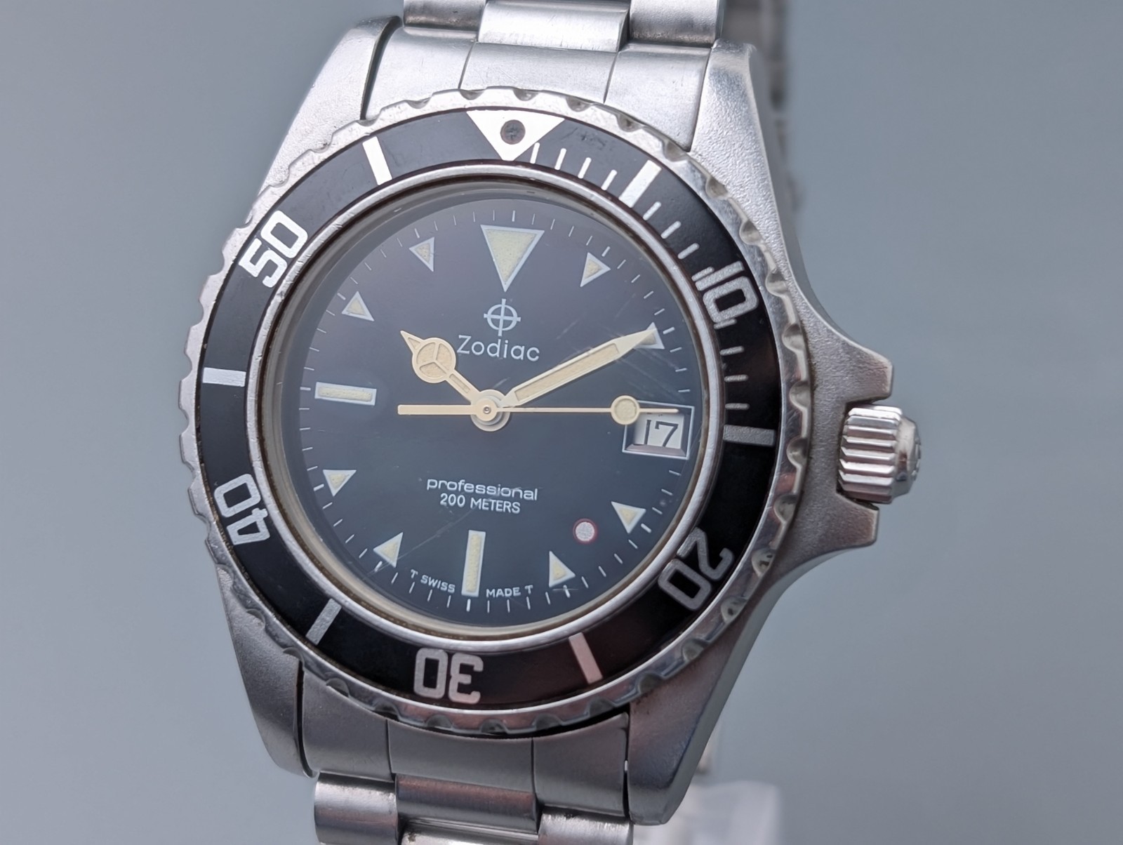 Zodiac Professional 200m 213.21.05 Quartz Men’s Watch Vintage 35mm