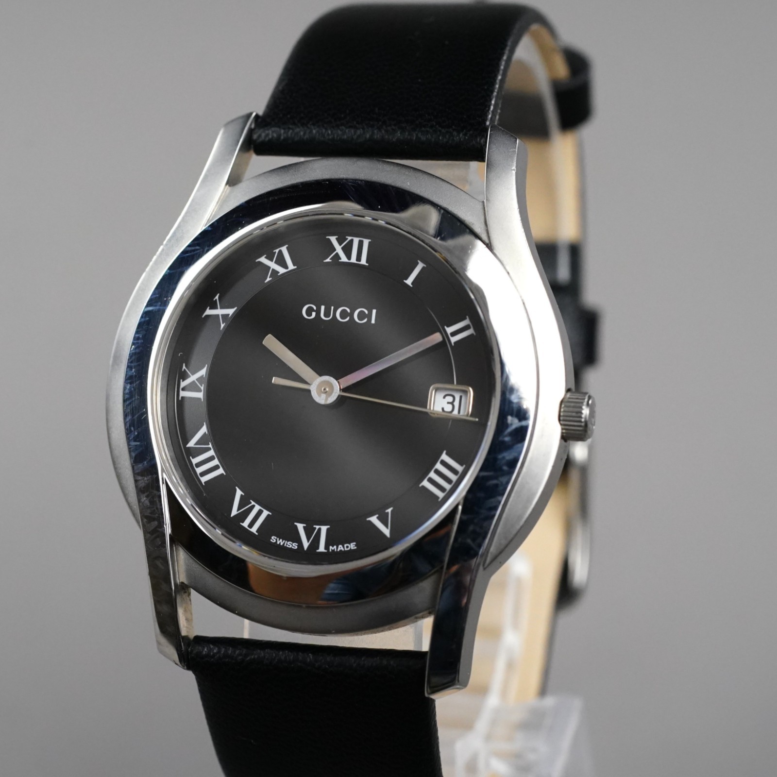 GUCCI Vintage Men’s Watch 5500M Silver 35mm New Battery Gucci Leather Band