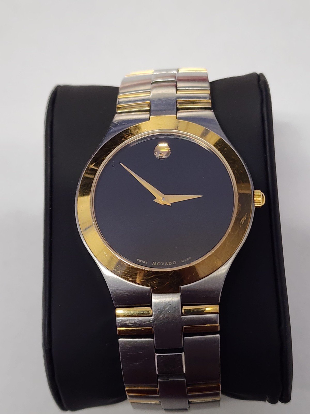 Movado 81 G2 1899 Black Dial Two Tone Stainless Steel Men’s Watch -USED- W72