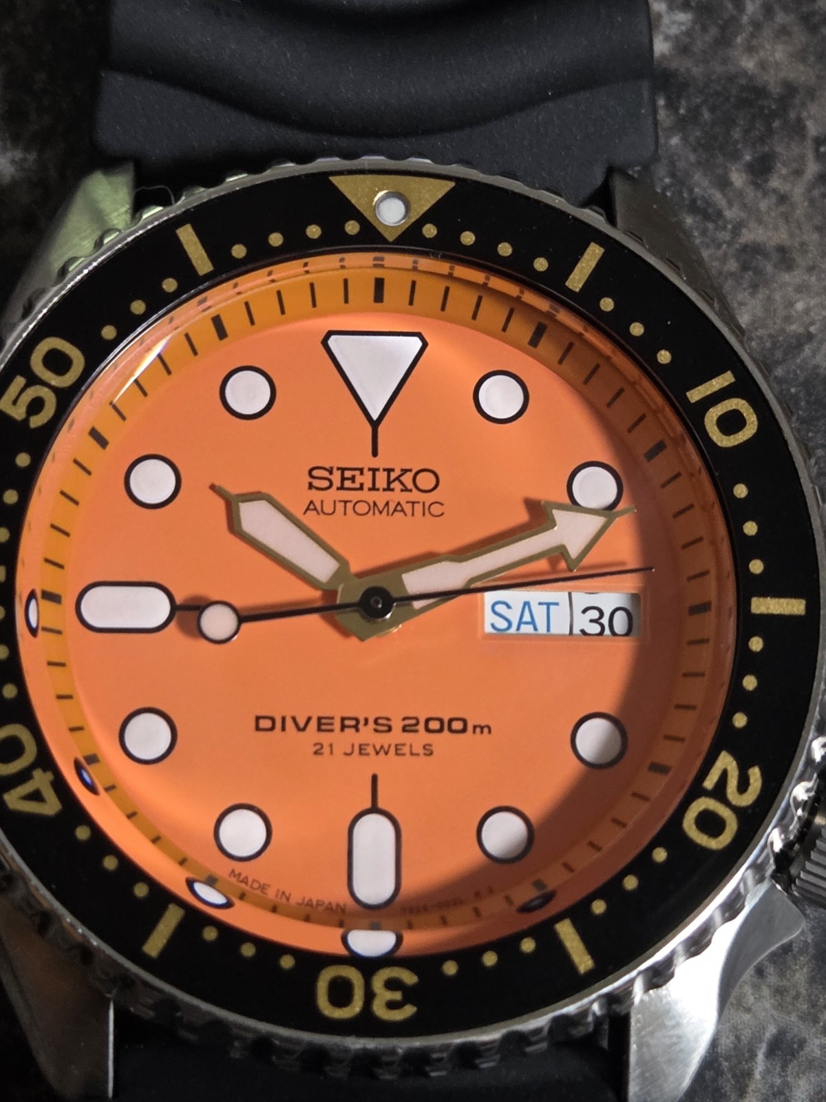 Seiko SKX SKX011J1 Automatic, Japan Made. NEW, Never Worn. Complete Set