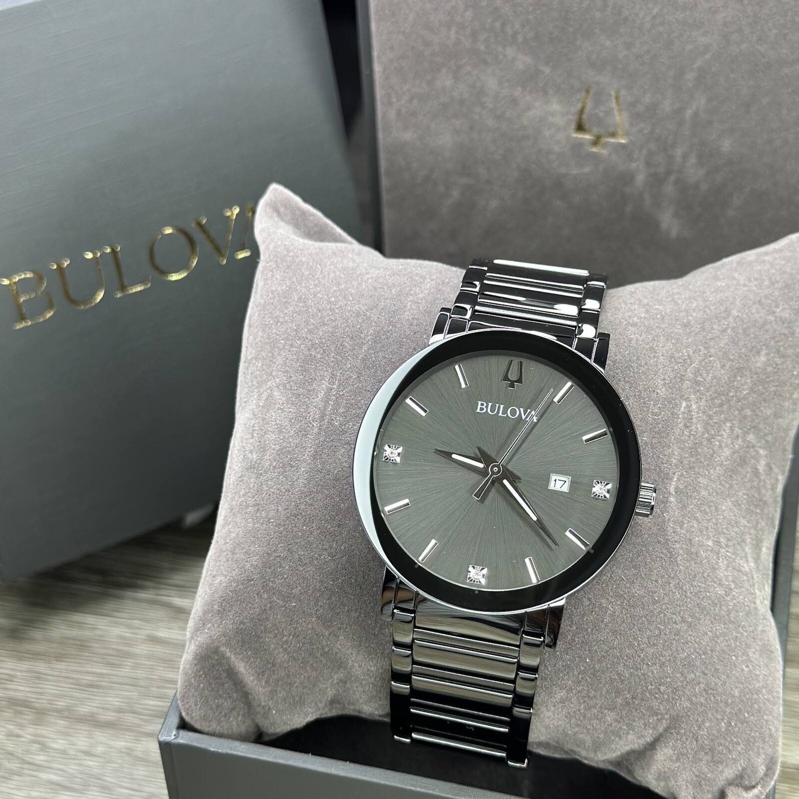 NEW✅ Bulova Futuro Gunmetal Gray Black Steel Diamond Marker Men’s Watch 98D158