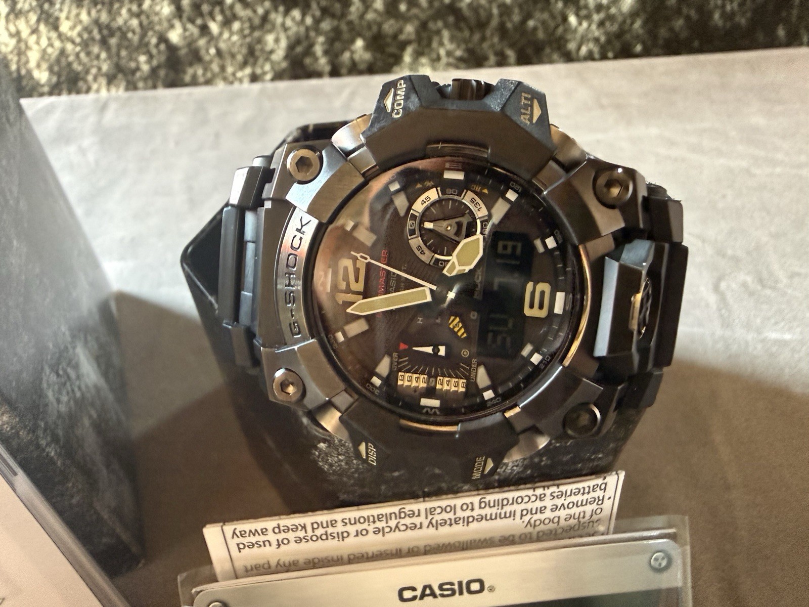 Casio G-SHOCK Mudmaster Analog/Digital Altimeter Compass GWG-B1000-1ACR