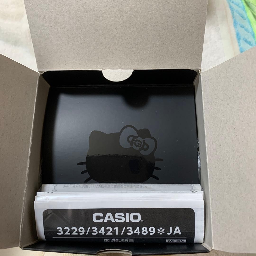 HELLO KITTY 50th Anniversary CASIO Collaboration Box
