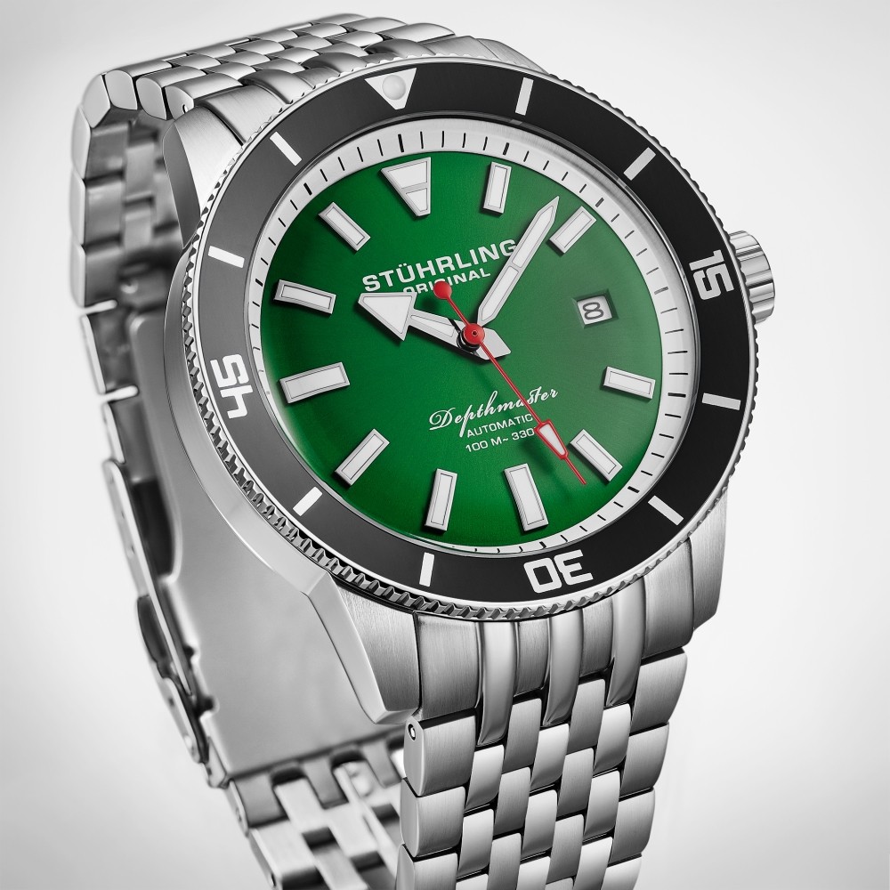 Stuhrling 4086 3 Aquadiver Depthmaster Automatic Date Green Dial Mens Watch