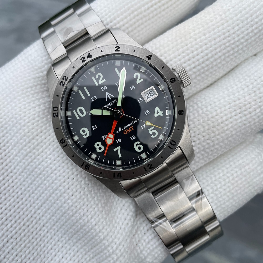 Steeldive Steelflier SF792, GMT, Black, NH34, Sapphire, Lume, 200m Diver, Field