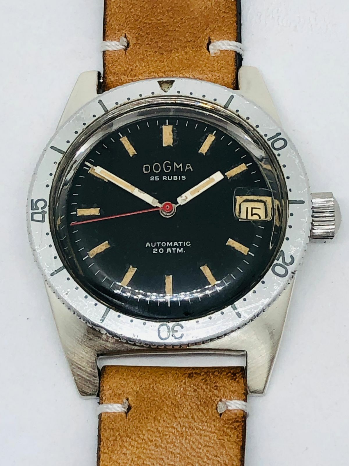 RARE DOGMA DE LUX AUTOMATIC DIVER`S Ref.511301 Cal. F 4007 200m 20 ATM. CALENDAR