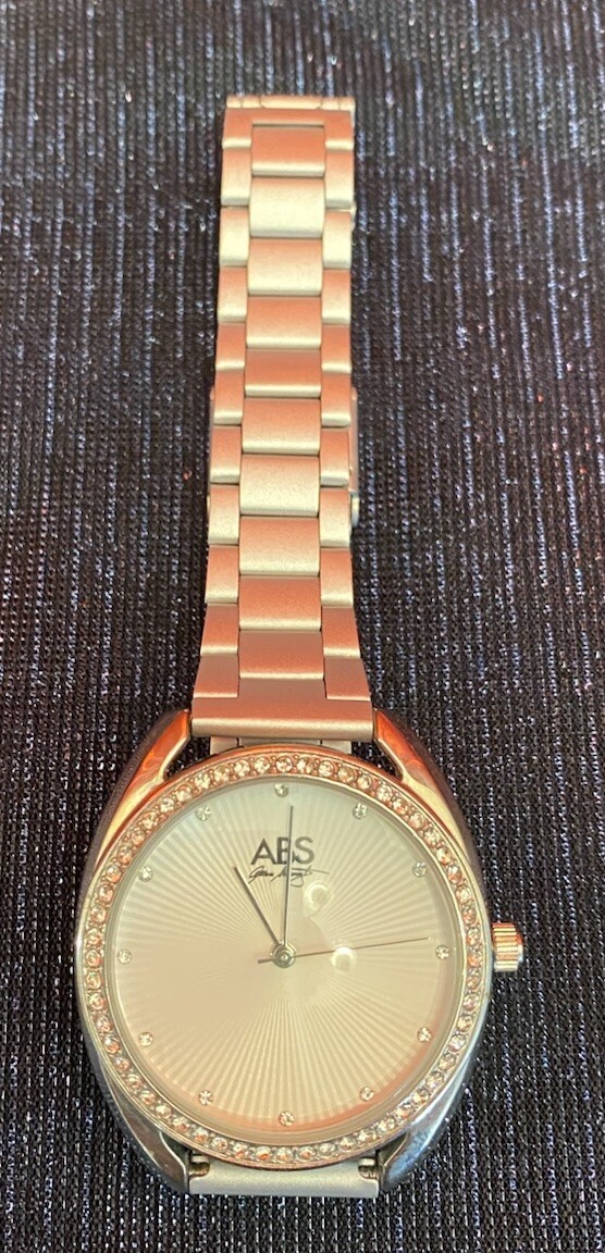 ABS ALLEN SCHWARTZ WOMEN’S SILVER WATCH NEW BATTERY WHITE ILLUSION DIAL