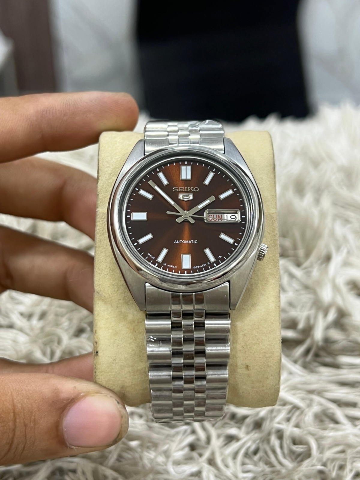 Seiko 5 Automatic Brown Dial Mens Watch Japan Made 7009