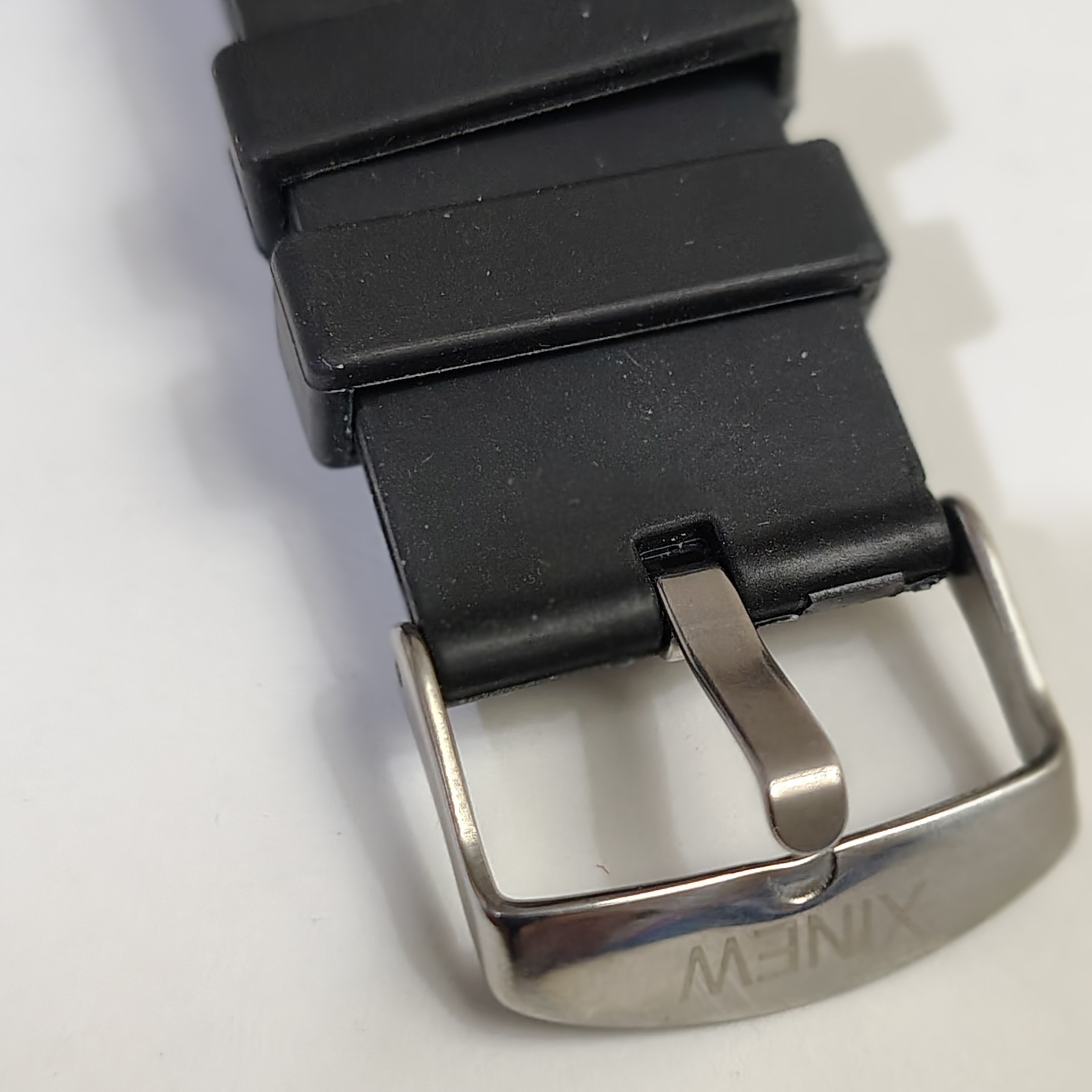 XINEW Mens watch Black Dial Date Quartz Japan Movt unique modern look