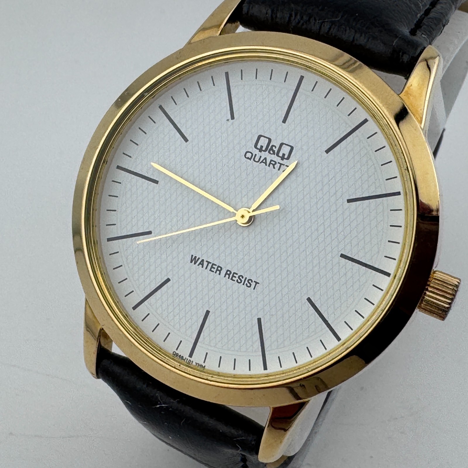Q&Q Quartz Watch Men 30m Gold Tone Textured Dial Leather Analog New Battery