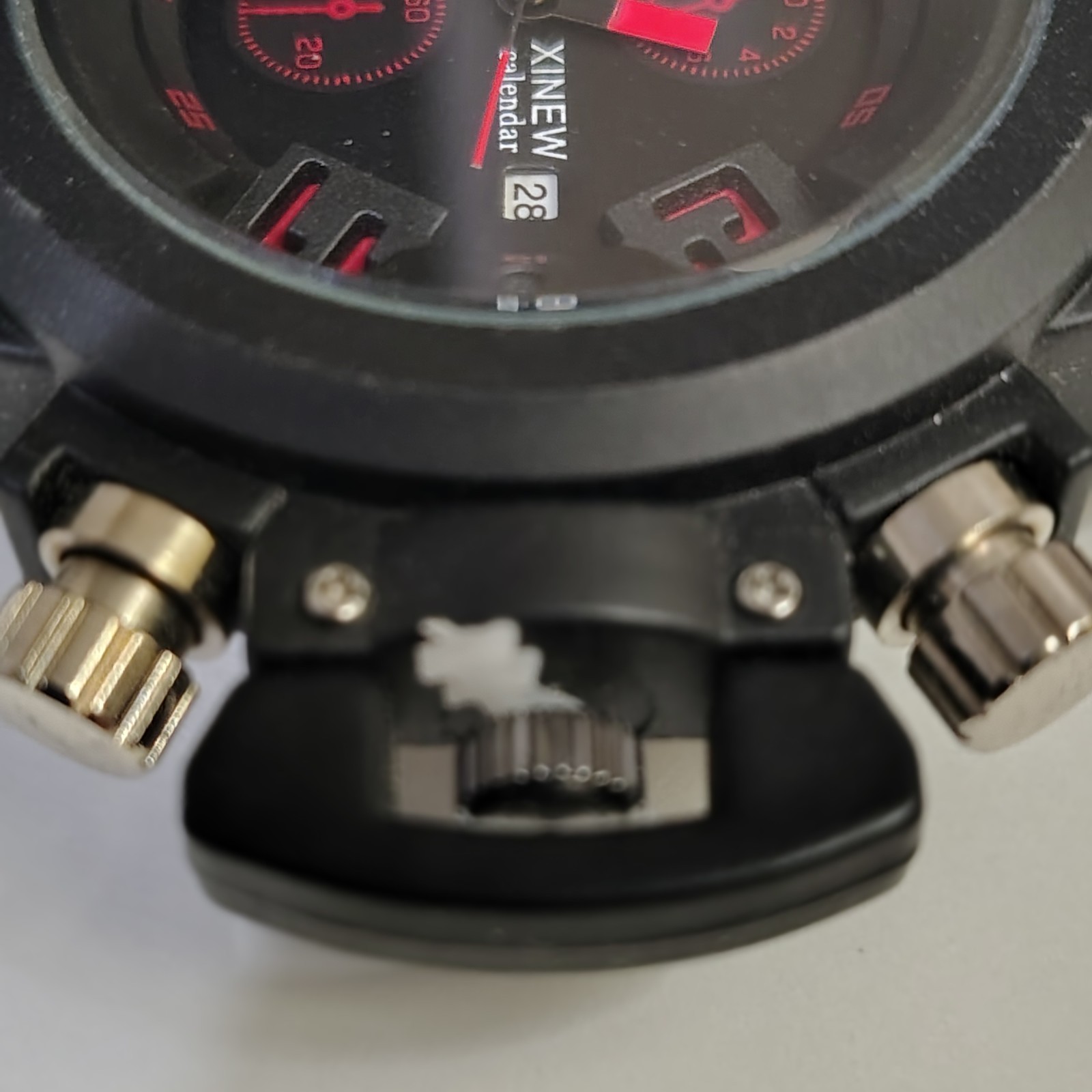 XINEW Mens watch Black Dial Date Quartz Japan Movt unique modern look