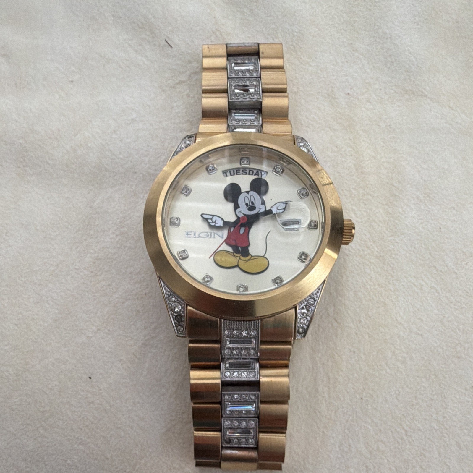 Elgin Disney Mickey Mouse Quartz Day/Date Gold Tone Metal Bracelet White Dial
