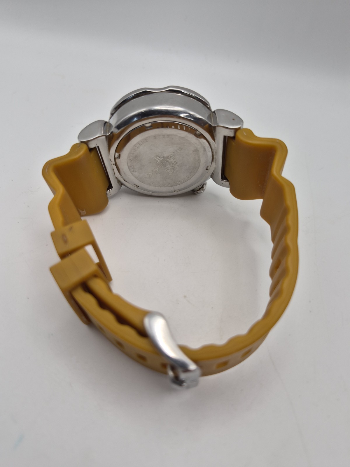 Jacques Lemans Diver Collection Date 1-1223 200m Water Resistant 20ATM Orange